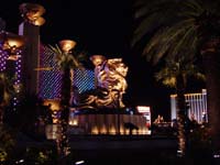 MGM-Grand-lion-night